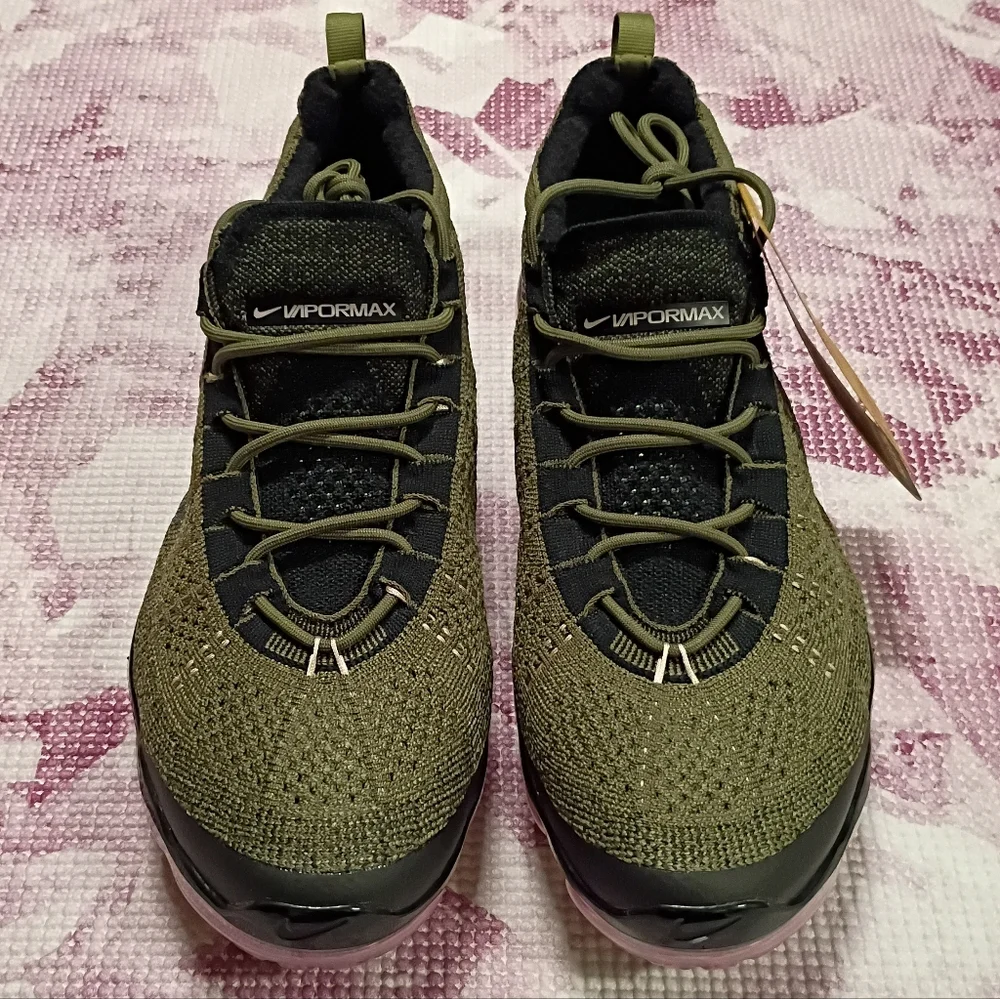Nike Vapormax Flyknit Olive Black Men's Shoes - Picture 2 of 6